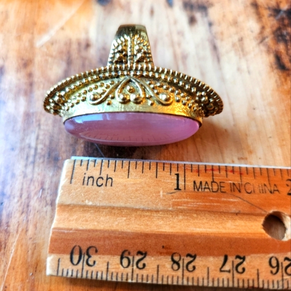 Pink Cat's Eye Statement Ring with Beautiful Filigree Detailing - Picture 16 of 16